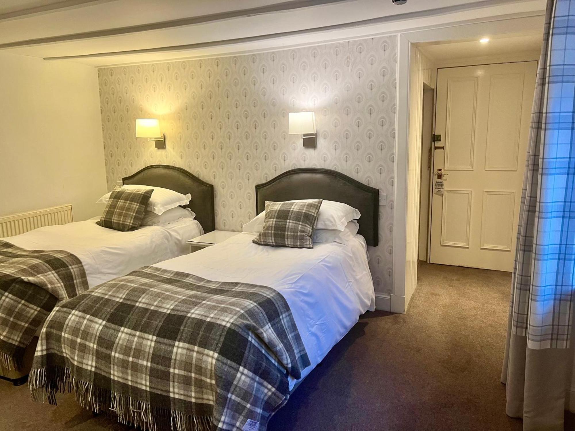 Selkirk Arms Hotel Kirkcudbright Dış mekan fotoğraf