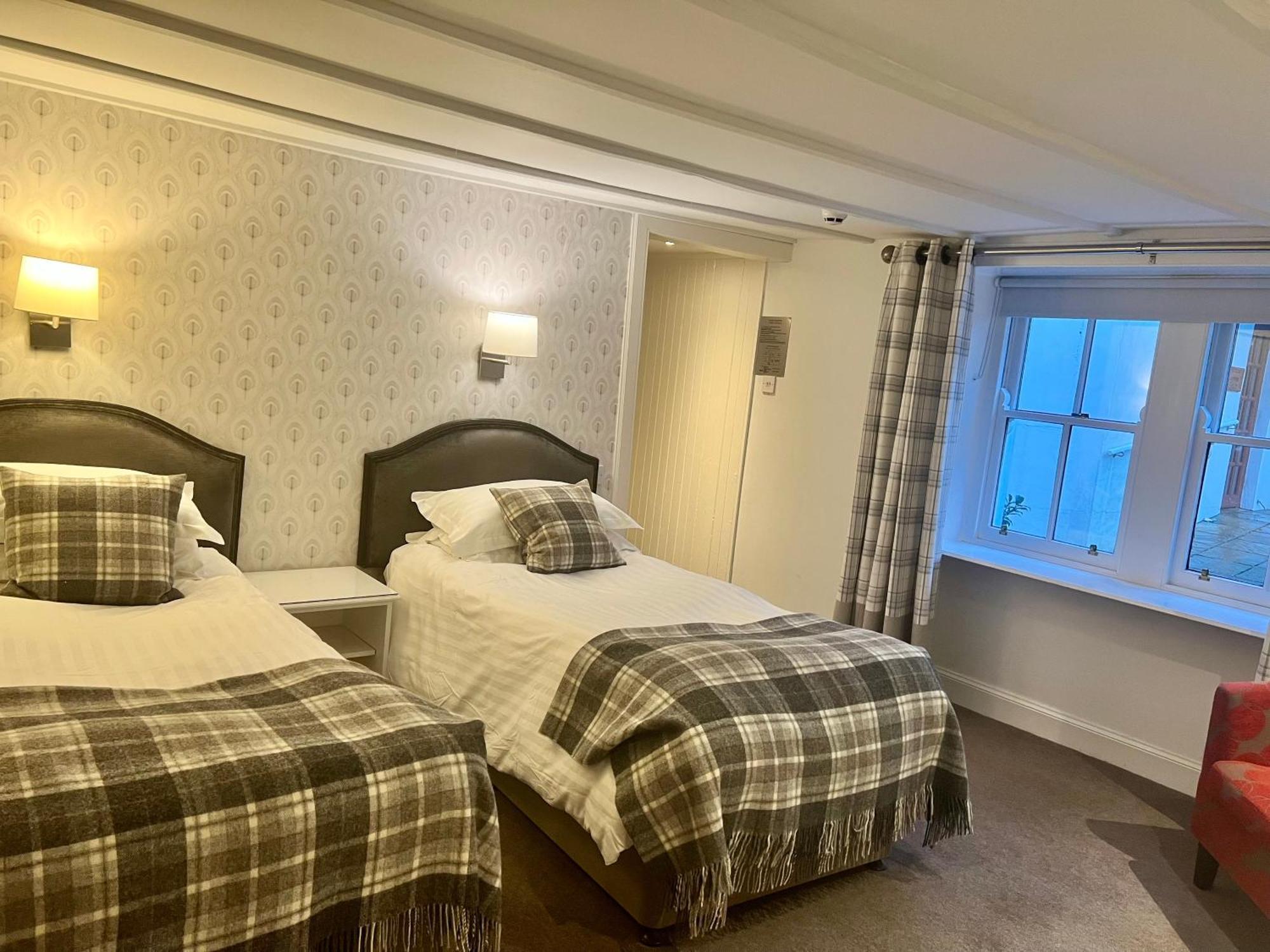 Selkirk Arms Hotel Kirkcudbright Dış mekan fotoğraf