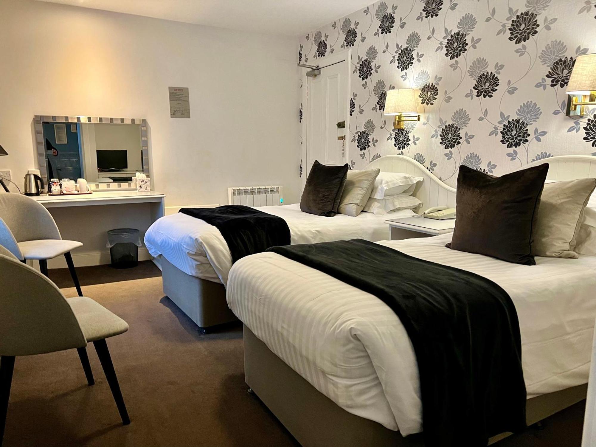 Selkirk Arms Hotel Kirkcudbright Dış mekan fotoğraf